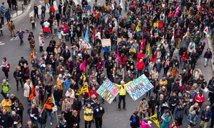 Les médias vont compter les manifestants