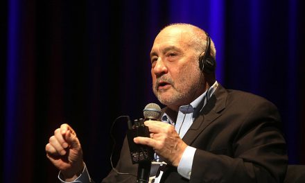 Des prix Nobel demandent un « pacte international sur l&rsquo;information et la démocratie »