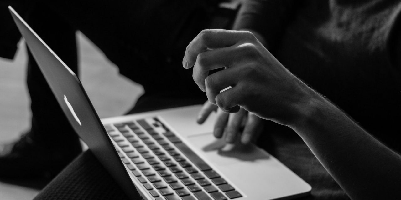 Harcèlement en ligne des journalistes : une nouvelle menace