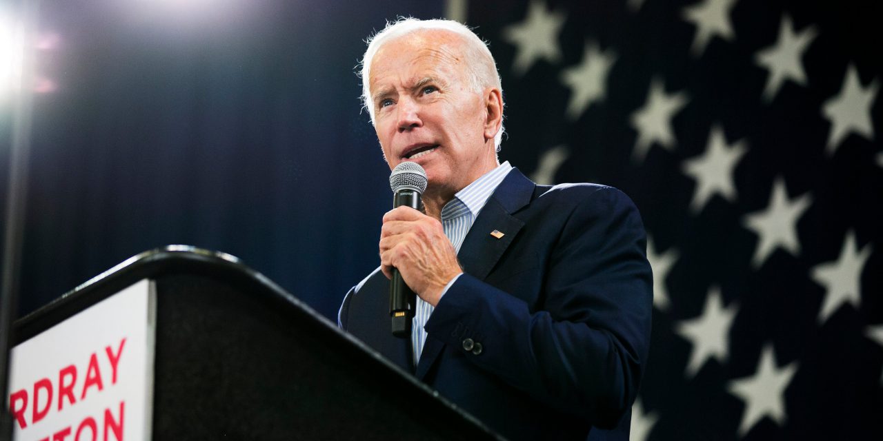 Etats-Unis: l’équipe de communication de Joe Biden renoue avec les médias
