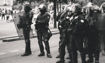 Le journaliste Rémy Buisine agressé par un policier, une enquête est ouverte