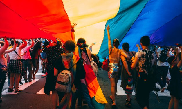 Vingt-cinq ans plus tard, le magazine Têtu n&rsquo;est plus seul à couvrir les questions LGBT+