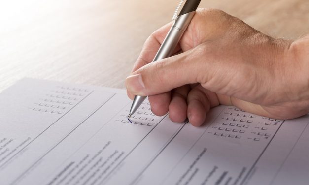 Sondages politiques dans les médias : le débat est lancé